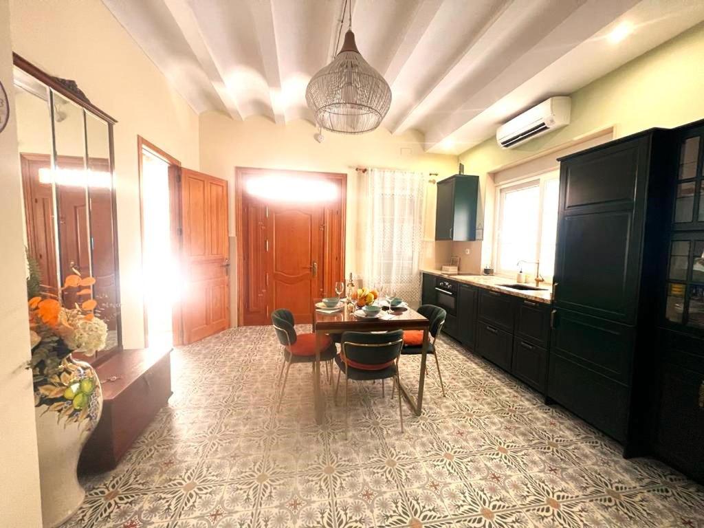 Esmeralda Apartment With Free Private Underground Parking Βαλένθια Εξωτερικό φωτογραφία