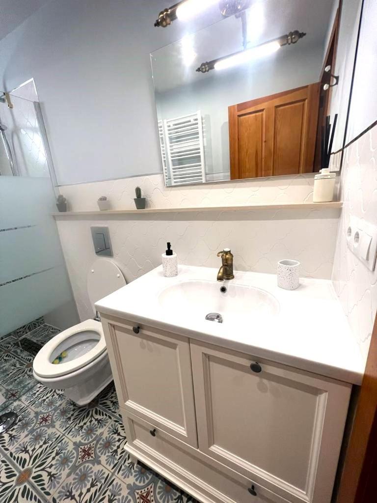 Esmeralda Apartment With Free Private Underground Parking Βαλένθια Εξωτερικό φωτογραφία